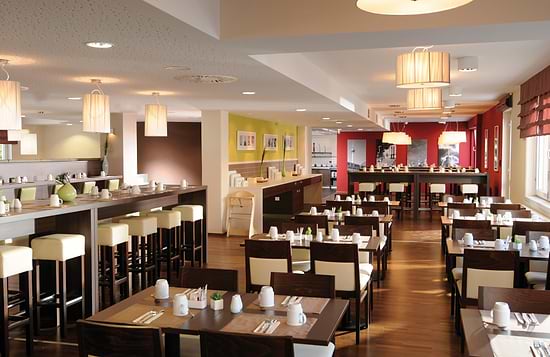 Leonardo Hotel Berlin - Breakfast Area