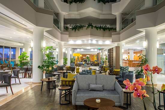 Leonardo Cypria Bay - Lobby