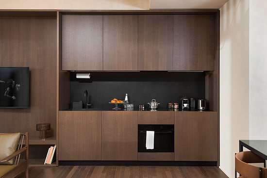 Large Studio Ground Level - Kitchenette