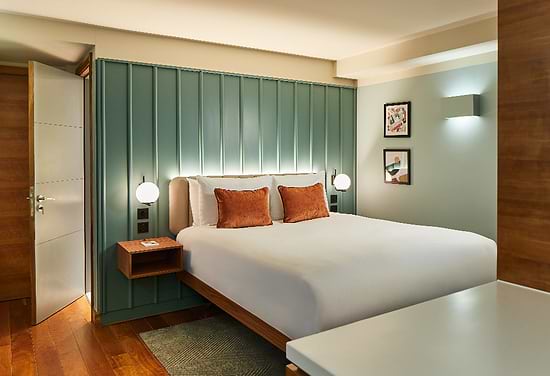 One Bedroom Open Plan - Bed