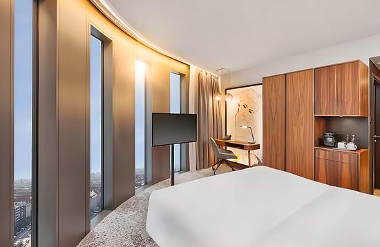 Leonardo Royal Hotel Munich Bavaria Towers - Deluxe Room