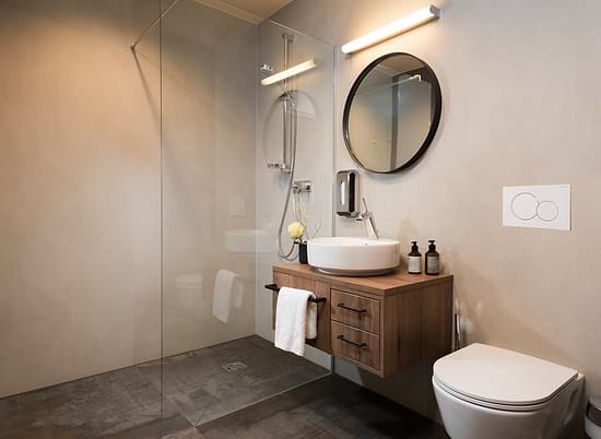One Bedroom Apartment - Bathroom