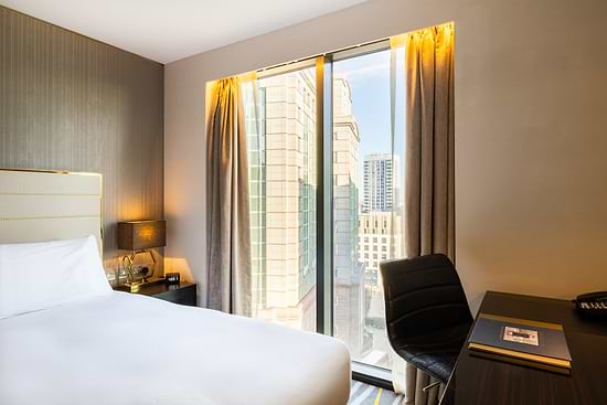 Leonardo Hotel London Aldgate - Superior Room
