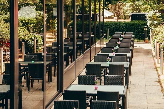 Leonardo Hotel Frankfurt City South - Terrace
