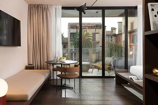 Studio with Balcony - Sofa Bed and Balcony