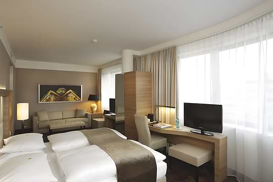 Hotel Berlin Alexanderplatz by Leonardo Hotels - Junior Suite