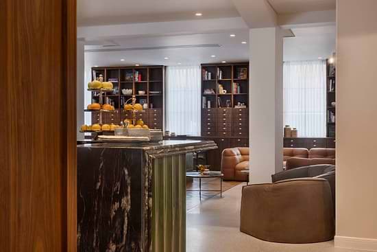Hotel RECEPTION - Lounge Bar