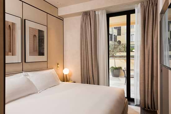 One Bedroom Apartment with Large Terrace - Bed