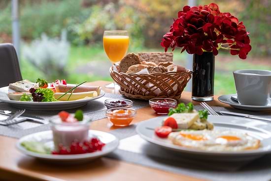 Leonardo Hotel Frankfurt City South - Breakfast Buffet
