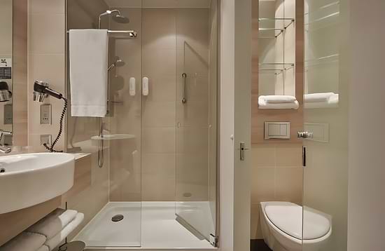 Leonardo Smart Hotel Berlin Alexanderplatz - Family Room