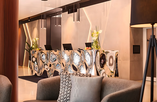 Leonardo Royal Hotel Munich Bavaria Towers - Front Office