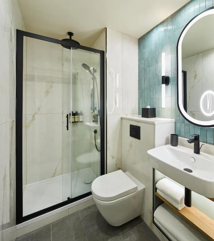 Studio - Bathroom