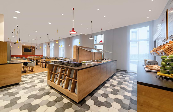 Leonardo Smart Hotel Regensburg - Breakfast