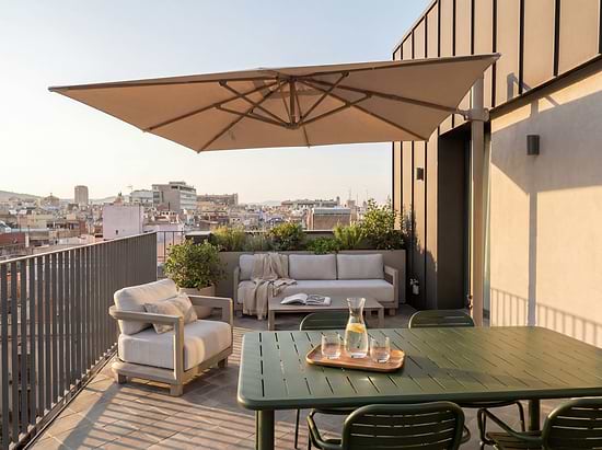 Two Bedroom Apartment with Balcony - Balcony