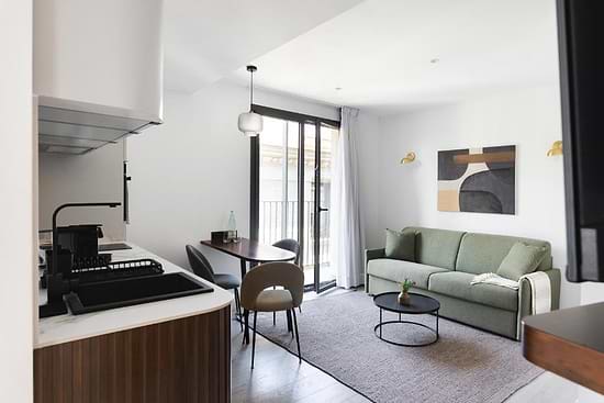 master La Rambla - Studio With Balcony