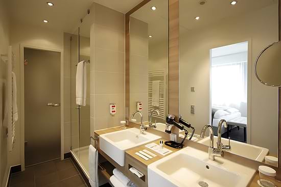 Hotel Berlin Alexanderplatz by Leonardo Hotels - Junior Suite