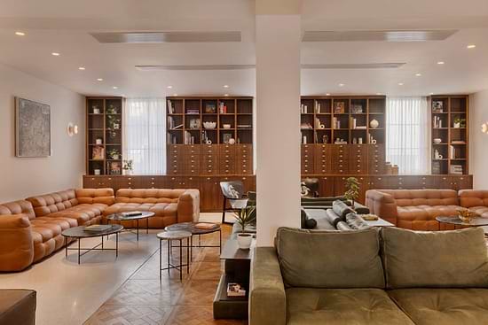 Hotel RECEPTION - Hotel Lobby