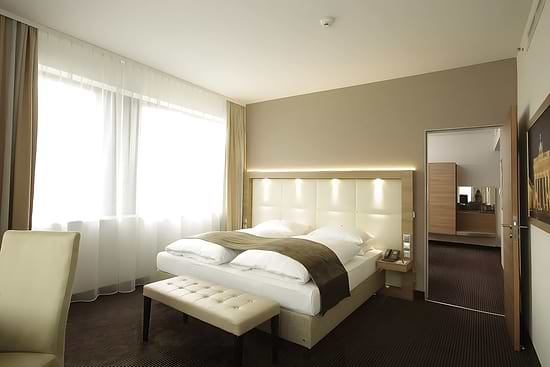 Hotel Berlin Alexanderplatz by Leonardo Hotels - Suite