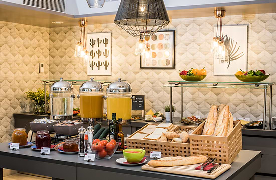 Leonardo Hotel Barcelona Gran Via - Desayuno