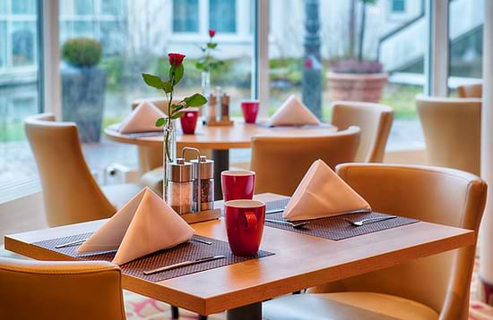 Leonardo Hotel Hamburg Airport - Buffet du petit-déjeuner