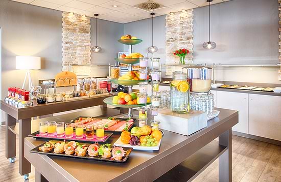 Leonardo Hotel Mannheim-Ladenburg - Frühstück