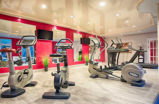 Leonardo Hotel Hamburg Airport - Technogym Fitness Equipment