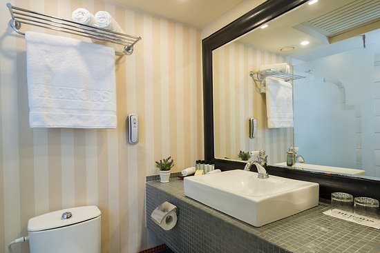 Herods Tel Aviv Hotel - Club Room