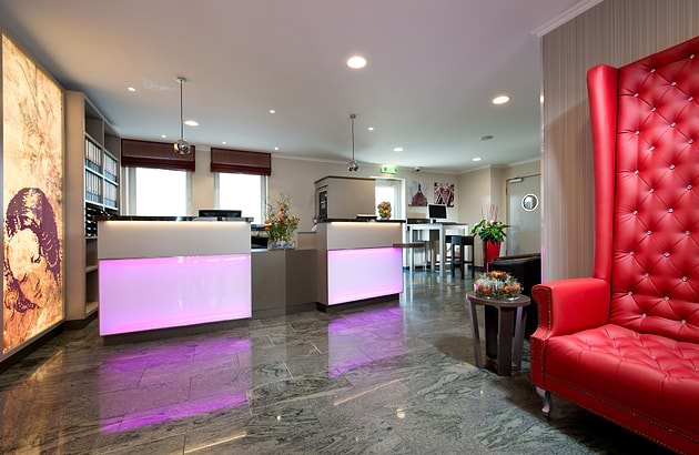 Leonardo Hotel Nürnberg - Rezeption