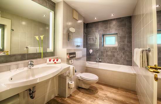 Leonardo Hotel Hamburg Airport - Superior Zimmer