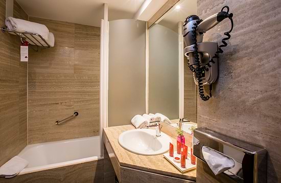 Leonardo Hotel Madrid City Center - Bagno