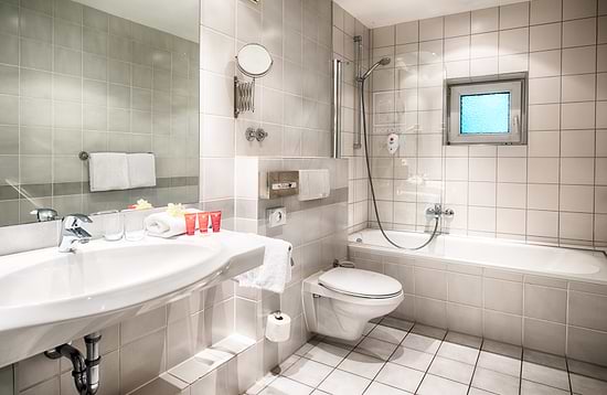 Leonardo Hotel Hamburg Airport - Junior Suite