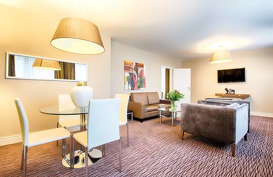 Leonardo Hotel Hamburg Elbbrücken - Suite