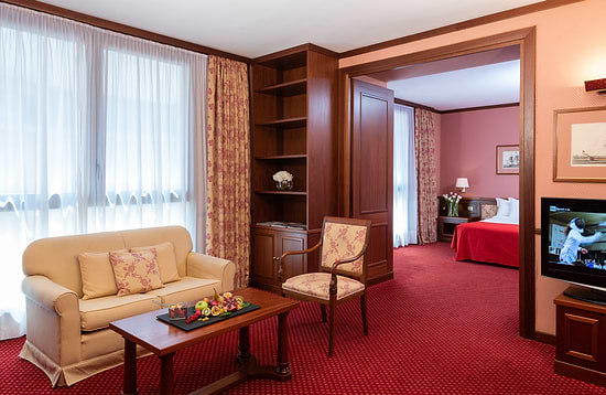 Leonardo Hotel Milan City Center - Suite Quadruple Room