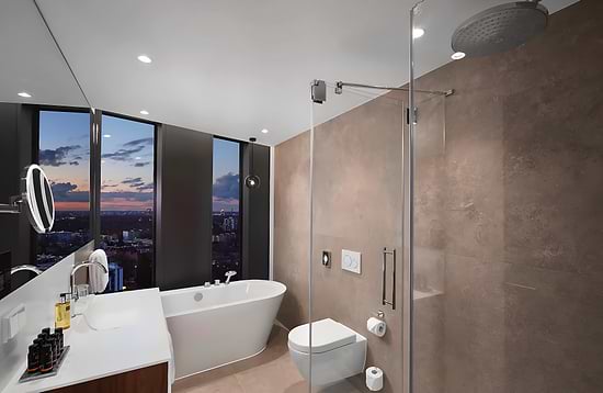 Leonardo Royal Hotel Munich Bavaria Towers - Deluxe Room
