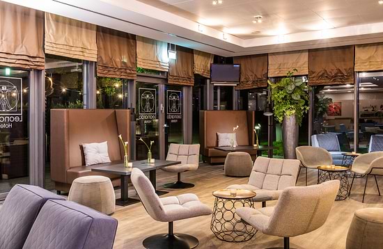 Leonardo Hotel Hannover - Бар