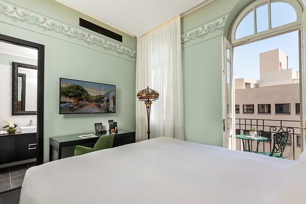 Bachar House - Executive Room with Balcony