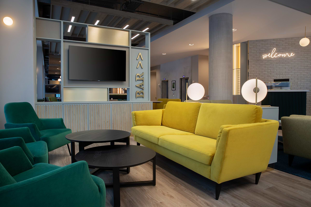 Leonardo Hotel Bristol Glassfields Bar