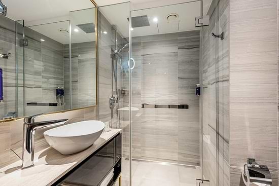 Leonardo Hotel London Aldgate - Executive King Room