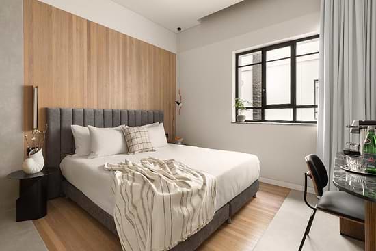 Bazaar Hotel- Superior Room