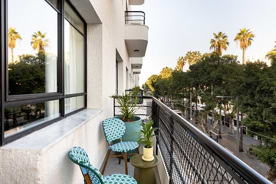Bazaar Hotel- Deluxe balcony Room