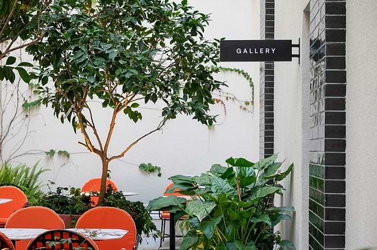 Bazaar Hotel - Bazaar Gallery