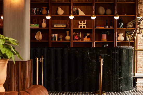 Bazaar Hotel - Hotel Reception