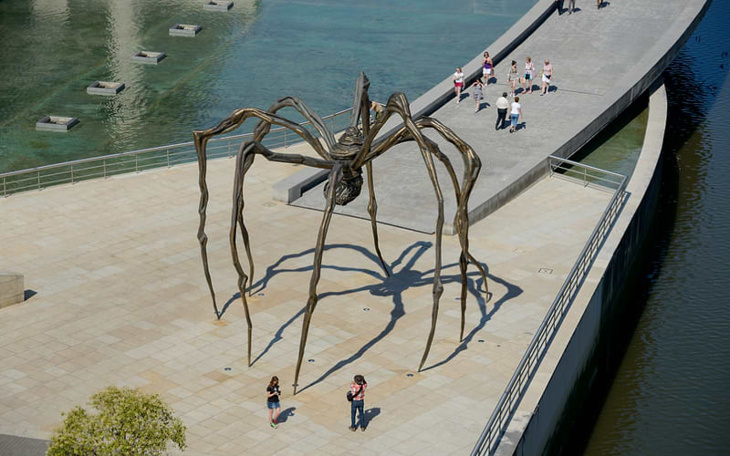 Sculpture at the back of Guggenheim Museum Bilbao