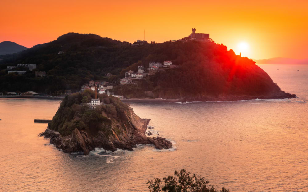 visit san sebastian in spring