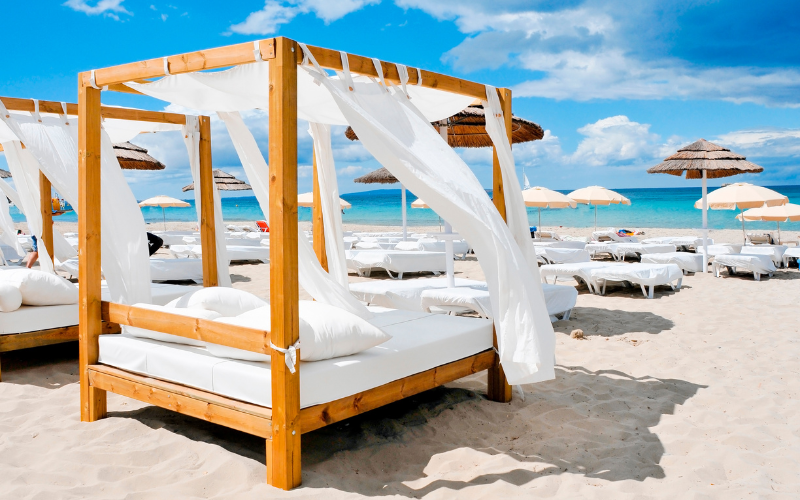 Find out what are the best beaches in ibiza for families