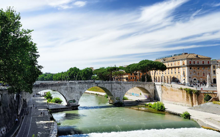 Tiber River (Tevere), Rome