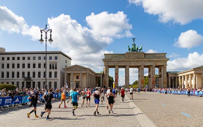Berlin Marathon runners