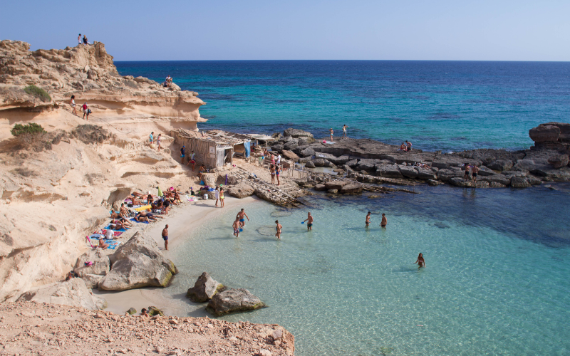 Find out what are the best Sand beaches in Ibiza 