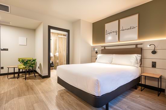 Leonardo Boutique Hotel San Sebastián - Deluxe Room