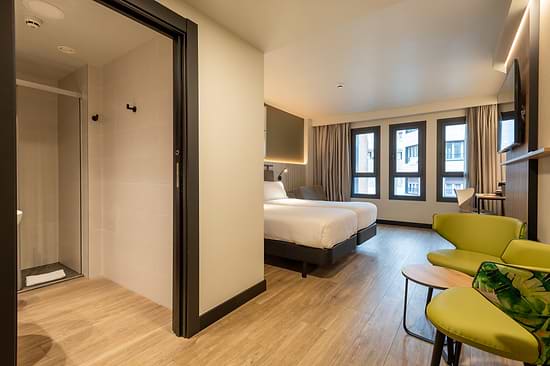 Leonardo Boutique Hotel San Sebastián - Superior Triple Room